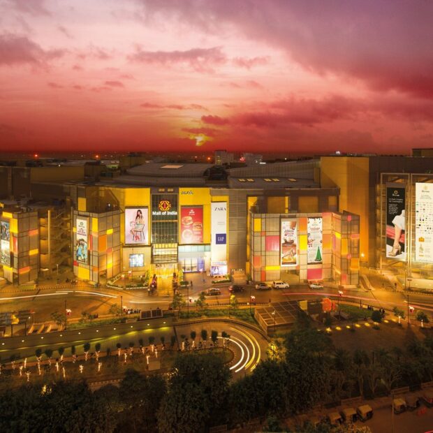 DLF Mall, Noida