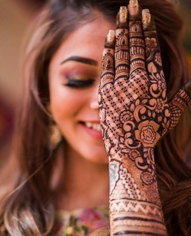 Floral Back Hand Mehndi Design