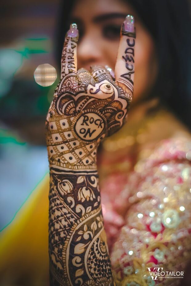 Funky Backhand Mehndi Design