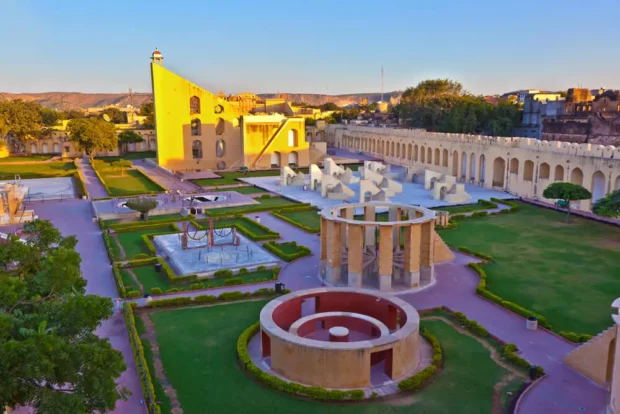 Jaipur Me Ghumne Ki Jagah, Hawa Mahal Pic, Jantar Mantar Jaipur, Tourist Places In Jaipur