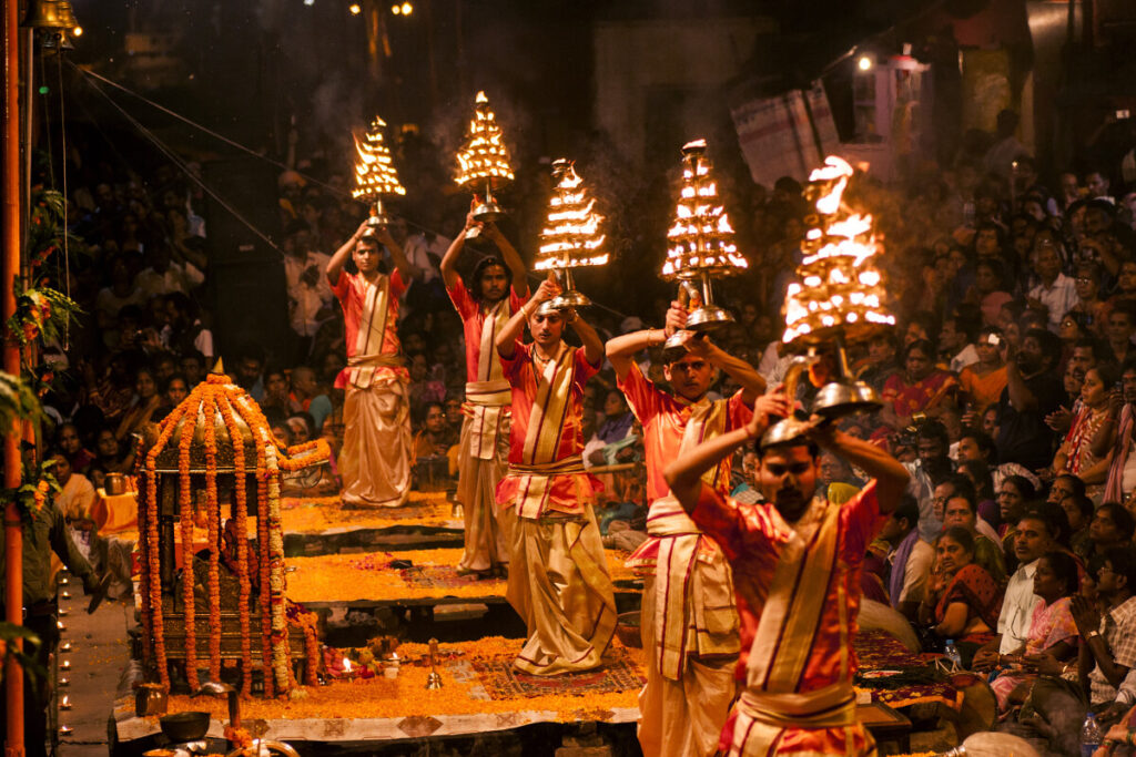 Ghats in Varanasi, Dashashwamedh Ghat, Ganga Aarti