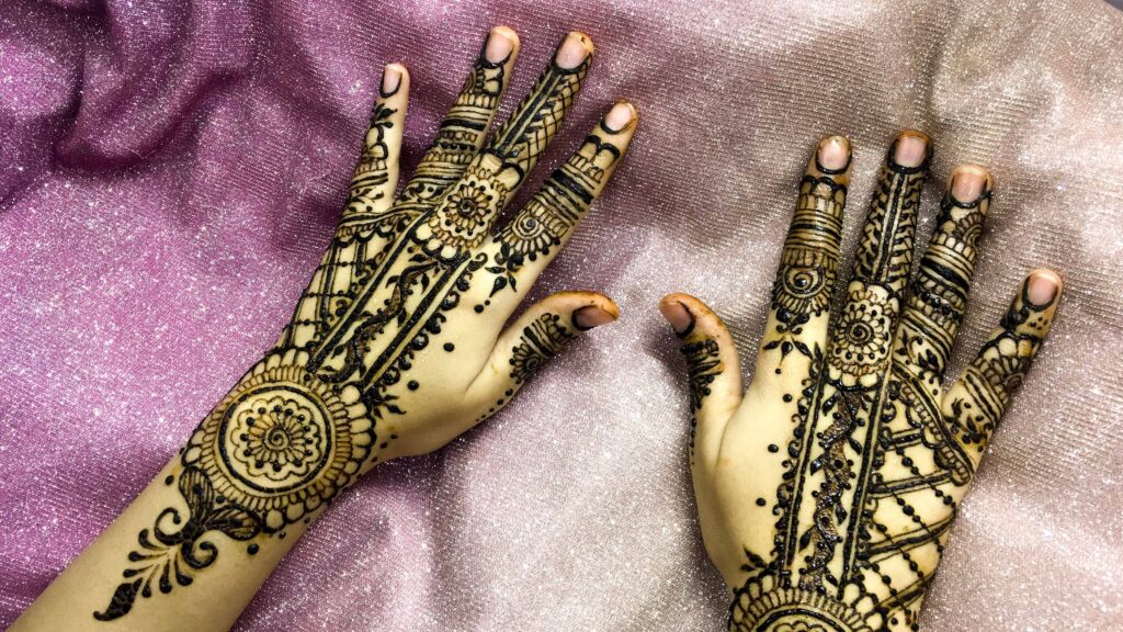 Decorative Mehndi Design