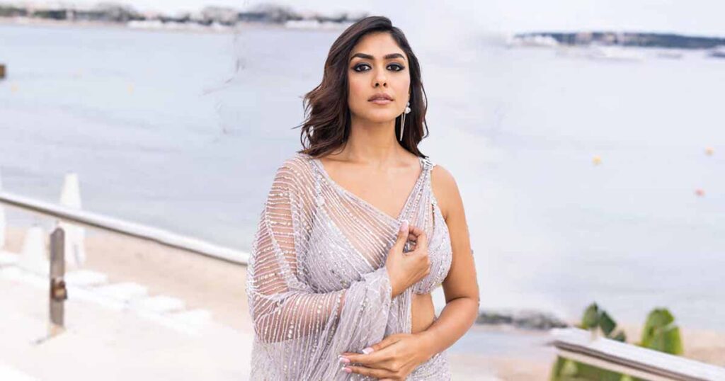 Mrunal Thakur Hot look