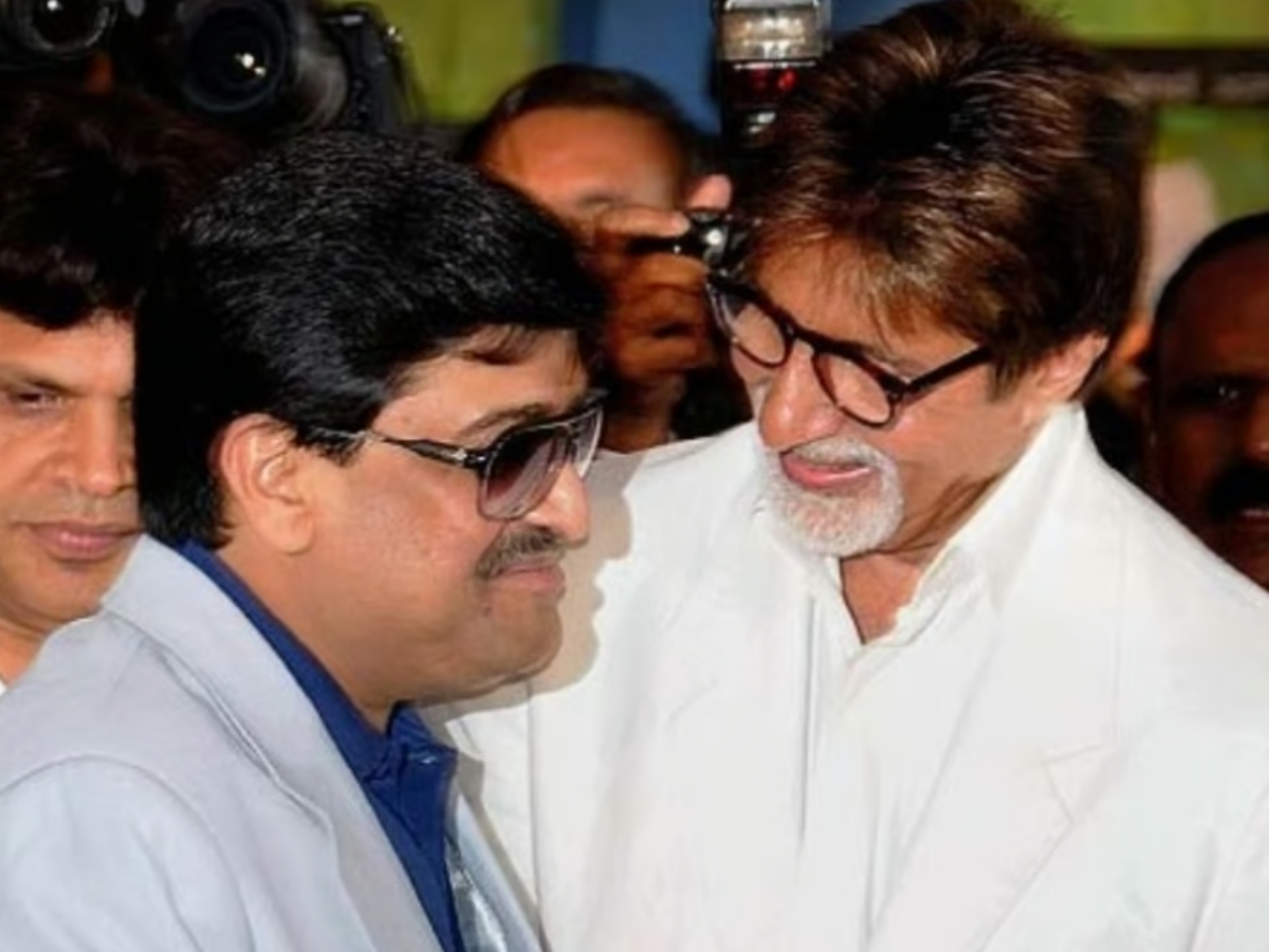 Amitabh Bachchan held hands with Underworld Don Dawood Ibrahim
