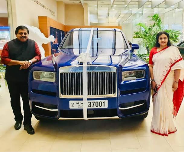 Rolls Royce: Not Only Nita Ambani But these 7 Ladies are Spinning this Royal Chariot.